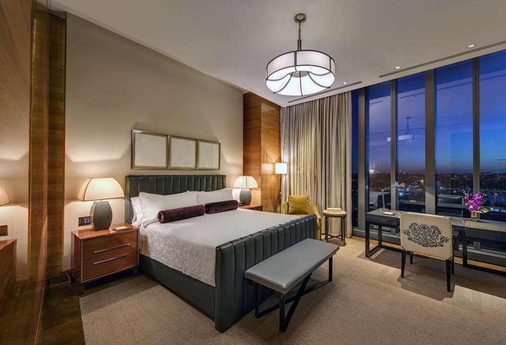 Отель The Darling At The Star Сидней Номер фото A bedroom at the Mandarin Oriental Washington DC