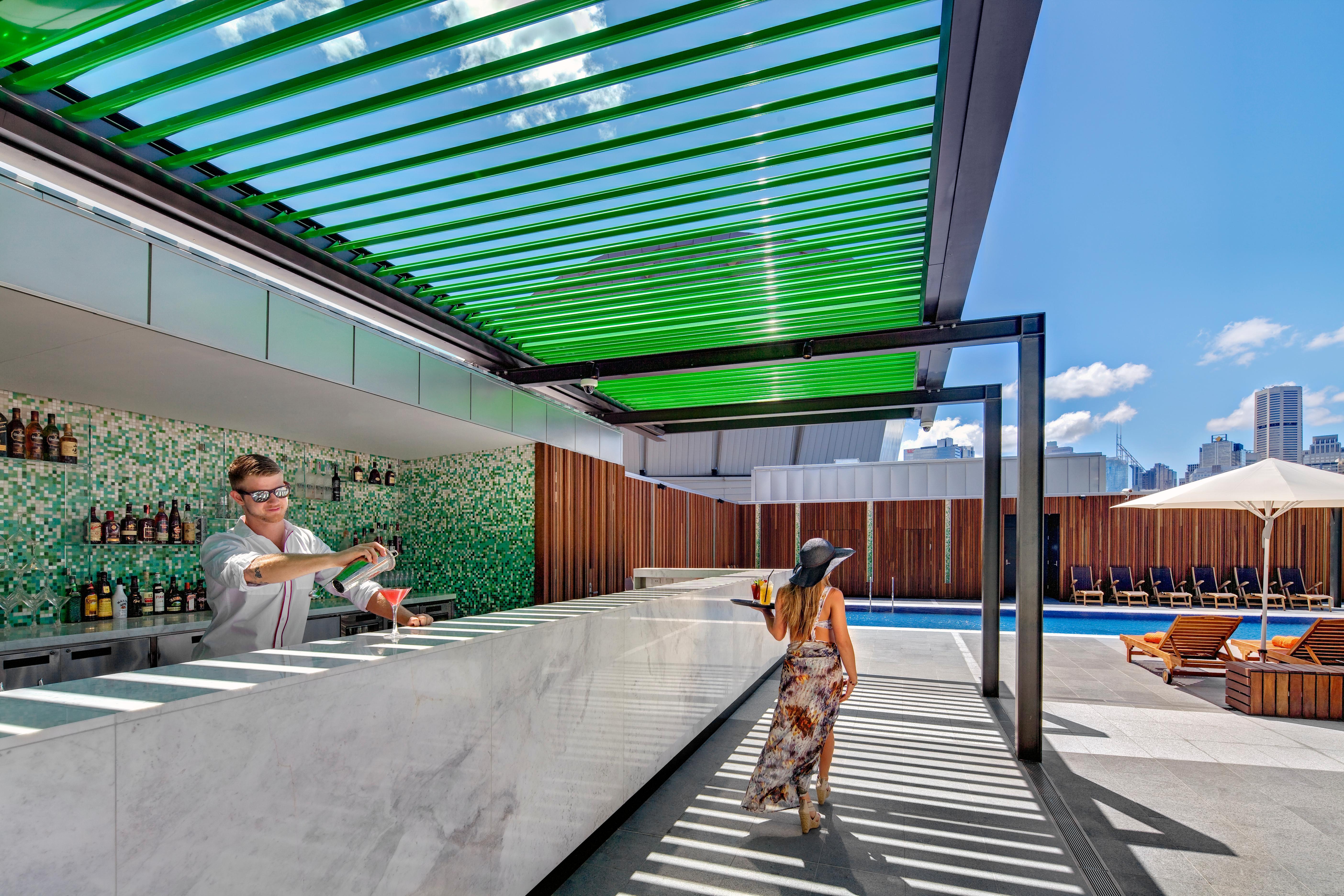 Отель The Darling At The Star Сидней Ресторан фото The rooftop pool at The Standard East Village